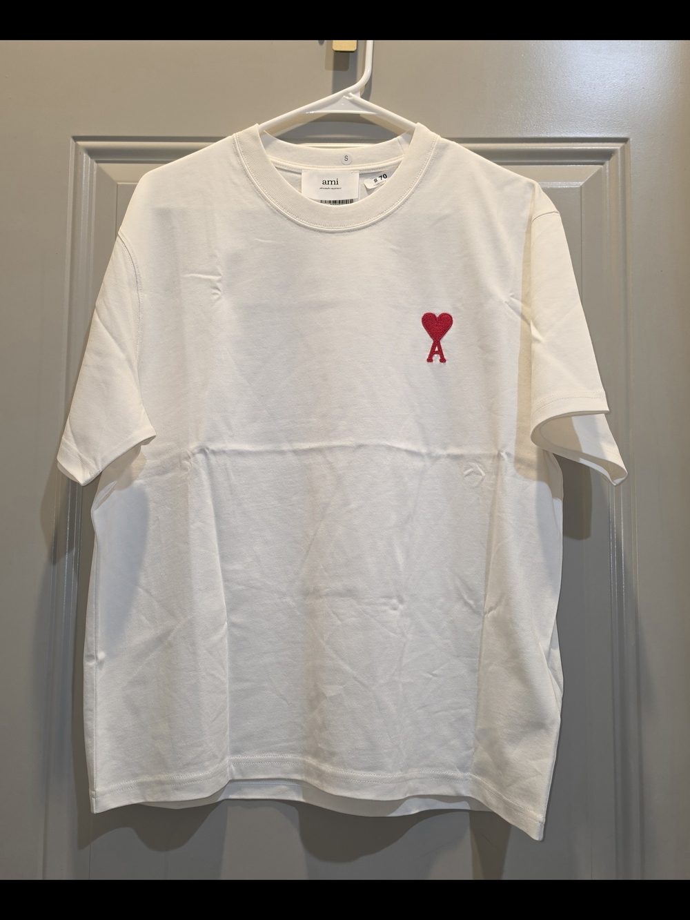 Ami White Short-Sleeve Tee with Red Heart A Logo